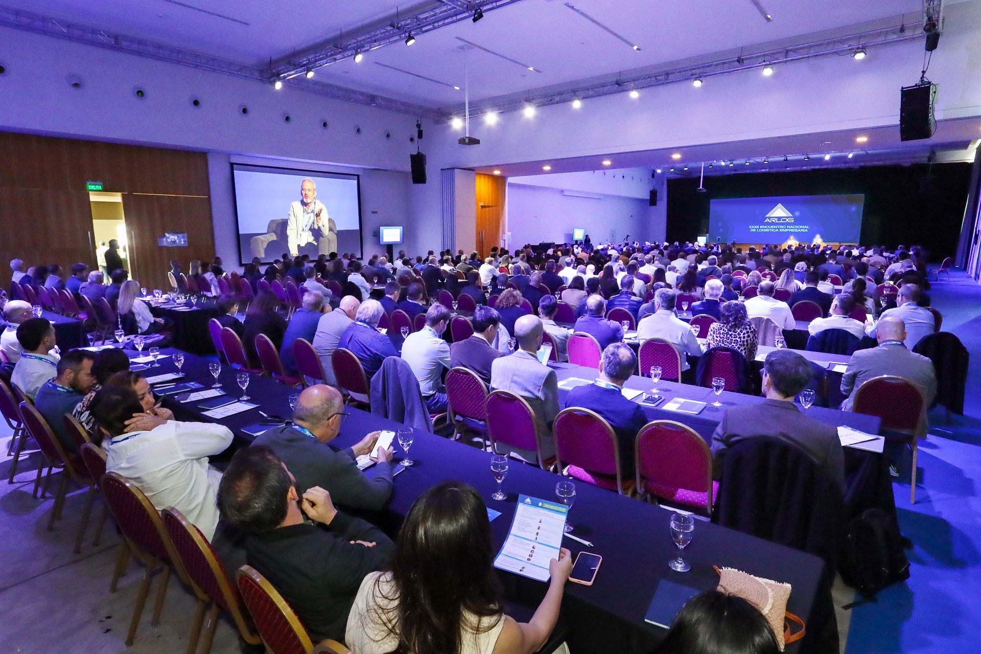 📰 Logística: el 83% de las empresas prevé invertir en 2026, pero sólo el 54% planea sumar empleados